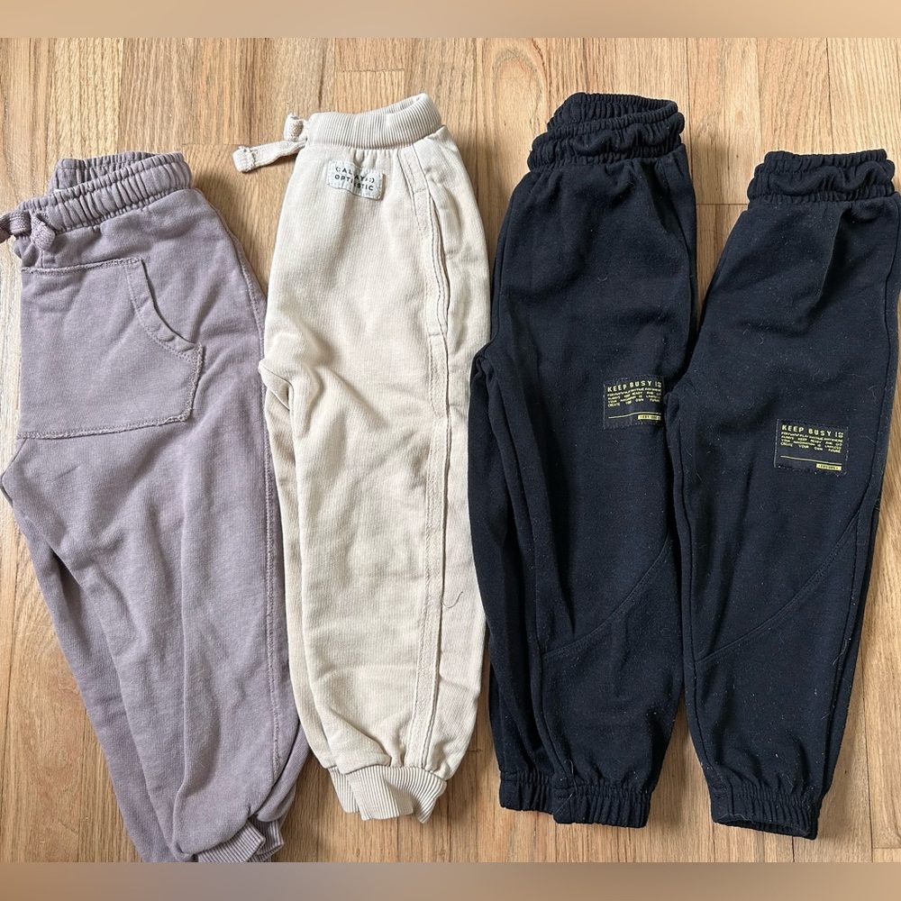 4 pairs of Zara sweats 3-4T